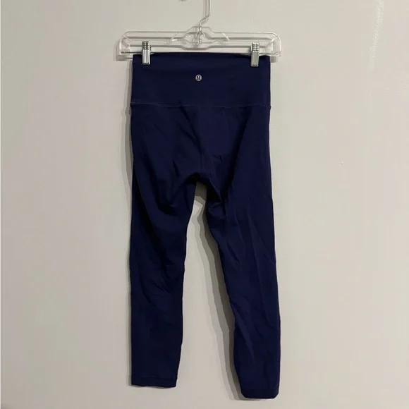 Lululemon Wunder Under Train Leggings – Navy, Size 6 - Picture 2 of 5